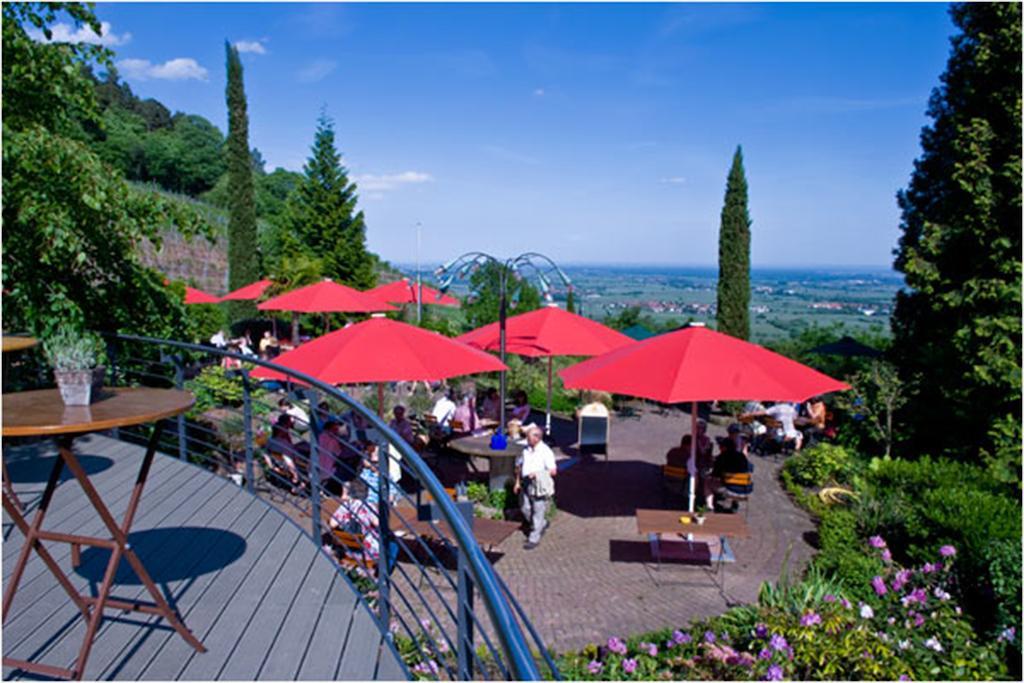 Sankt Annagut Hotel Burrweiler Exterior photo